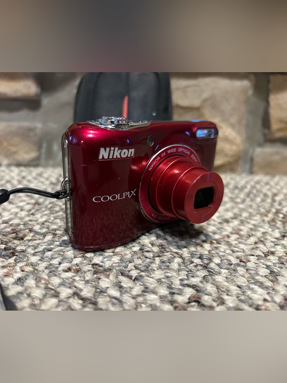 Nikon COOLPIX L30 5X Zoom 20.1MP Red Digital Camera